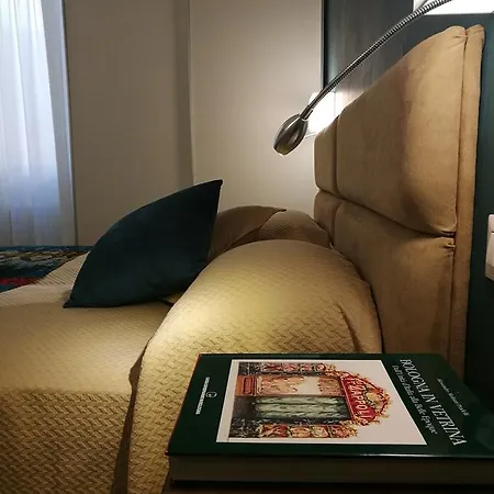 Apartment Piazza San Domenico *